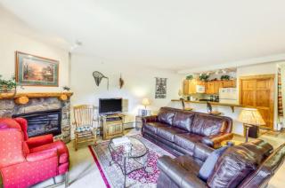 Tenderfoot Lodge 1 Bedroom At The Mountain House Base - 8