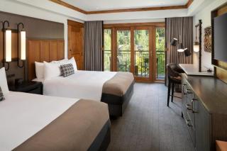 Luxury Hotel Room With 2 Queen Beds In Lionshead Village - Vail - 9