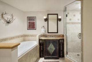 4 Bedroom Luxury Residence At World-Class Resort In Lionshead Village - 4