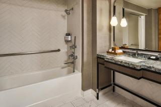 Luxury 3 Bedroom Residence In Lionshead Village - Walk To Ski! - Vail - 5