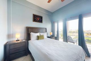 Suite F201 @ Mara Laguna - 1