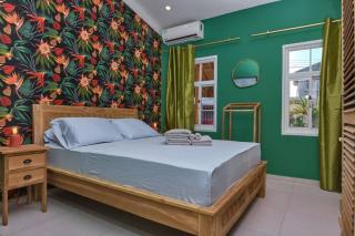 4BR Aruba Villa with Pool, Near Palm and Arashi Beach - 1