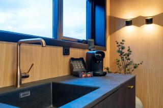 Luxury in the artic - 6