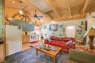 'Baby Squatch' w/ Mtn Views! Wise River Retreat - 4