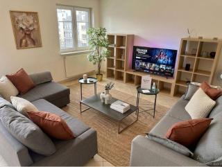 Perfect City Escape 2BR Flat w parking near the train station - 0