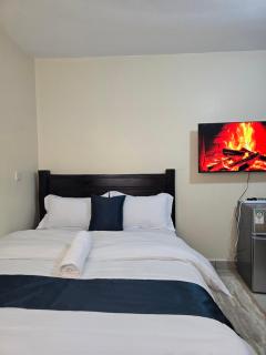 Jaygee City Nest- CBD studio - 3