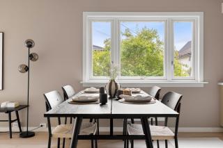 Modern apartment with 2 bedrooms and parking - 9