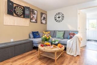 9 PPL House - Hot Tube - Airport - Parking- A38 - A50 - 2
