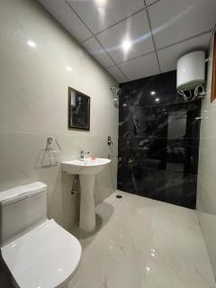 Couple Friendly 1BHK, Self Checkin, Cozy Stay - 4