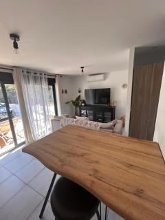 Maisonnette 32m2 climatisé avec jacuzzi au calme. - 7