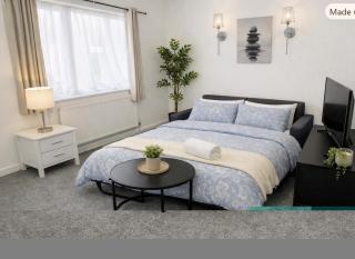 Casper Court - 5