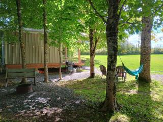Rustic Tiny Cottage & Hot Tub With Detached Bathroom - 3