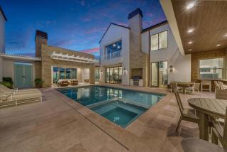 Rockaway Retreat at Desert Color by Ember Stays - 8