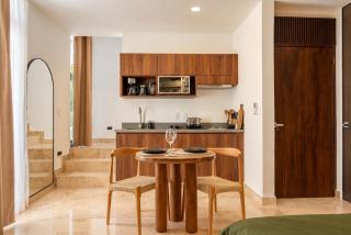 Gran Haven 3BR Private Pool and Hot Tub 5 Min to Beach 4 Infinity Pools - 3