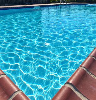 Holiday Inn Express Kenedy by IHG - 3