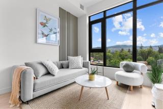 AQUA Waterfront Village - 2 Bedroom Luxury Condo - 8