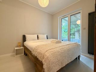 Granitowa Homely Apartment with Garden by BookingHost - 0