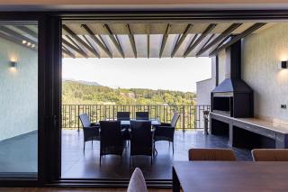 Mountain View Townhouse with Terrace & BBQ - 2