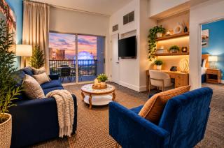 Sphere View Penthouse with Balcony at Platinum Hotel - 8
