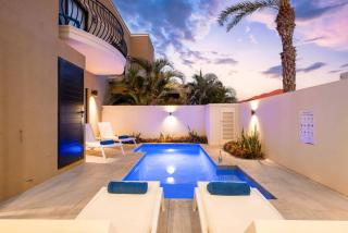 Charming Villa with Serene Pool and Modern Gym - 7