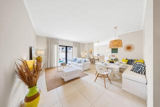 Charming Villa with Serene Pool and Modern Gym - 3