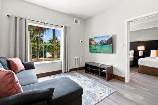1BR Suite 5 Min to Disney Springs Sleeps 4 - 1