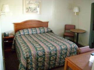 Royal Inn Motel - Watertown - 4