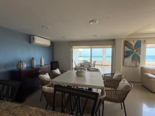 Apartment with Ocean View Steps from the Beach - 1