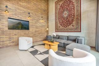 Loft de diseño, con vistas a la ciudad en el Poblado - 1