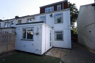 4-Bed Corporate House with Private Annex Workspace - 5