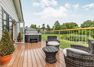 Flaxton Meadows Luxury Lodges - 7