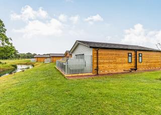 Flaxton Meadows Luxury Lodges - 6