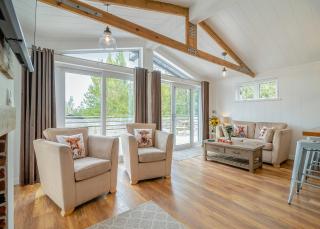 Henfields Country Retreat - 1
