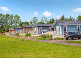 Otters Mead Boutique Lodges - 1