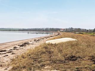 6 person holiday home in Juelsminde - 2