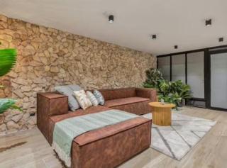 Duplex de 5 habitaciones con jacuzzi Poblado, Medellin - 4