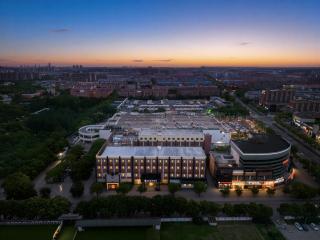 Rezen Select Shanghai International Resort - 8