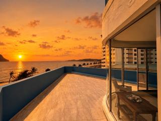 Bahia Sunset Suite - 9