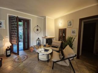 Between Lucca and Versilia, Villino Arancio - 7