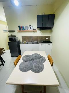 CoZerenity Stays Cozy Condo in Naga city - 4