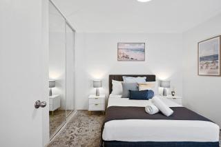 Charming 2BR Prime Hay St Central - 7