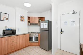 Charming 2BR Prime Hay St Central - 5