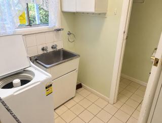 Private room near the airport - Melbourne - 1