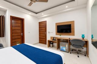 Premium Nest Nirvana By Carlton Suites - Gurgaon - 5