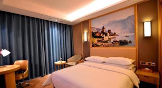Vienna Hotel Guangdong Zhaoqing East Station Dinghu Mountain Scenic Area - 3