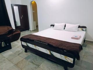 Aashray Stay Inn - 9