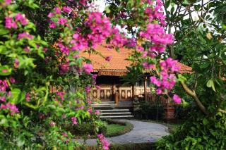 Shanti Natural Panorama View Hotel - 9