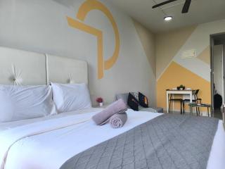 Central Park 2Pax Stylish Studio w Balcony By STAY - 4