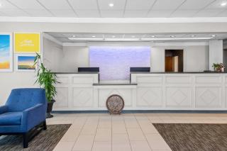 Days Inn by Wyndham Hillsboro TX - 3