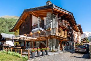Hotel L' Aiglon - 0